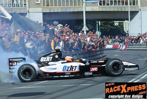 Burn some rubber Robert Doornbos 